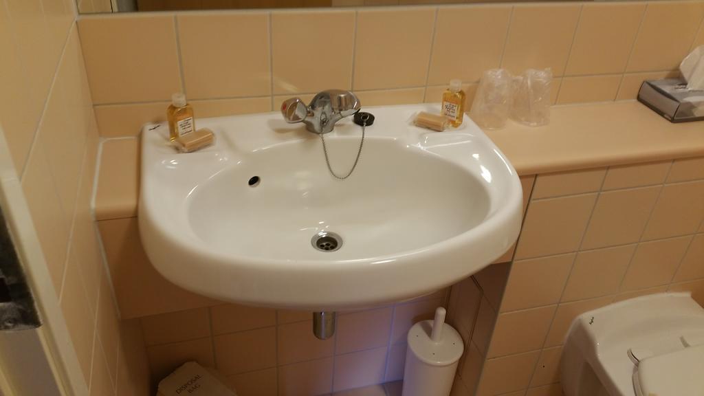 Agnes Blackadder Hall - Campus Accommodation Сейнт Андрюс Екстериор снимка